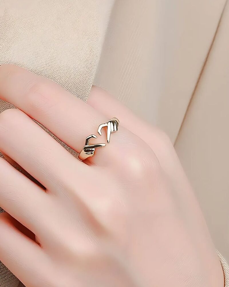 Alternative view of Anillo Peace & Love