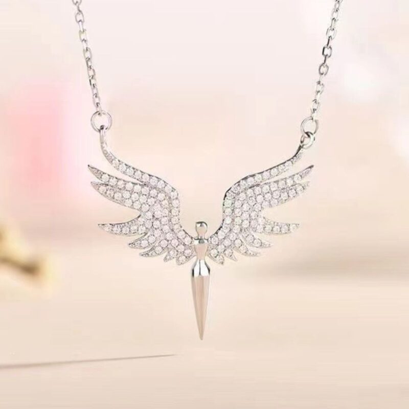 Alternative view of Collar Alas de Angel