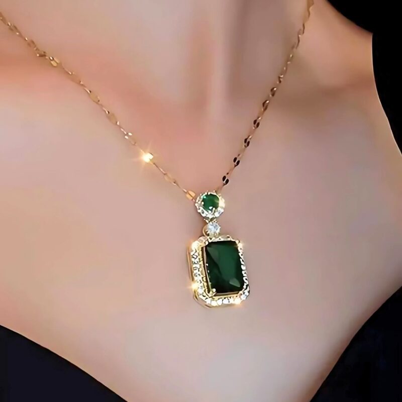 Alternative view of Collar Verde Vogue