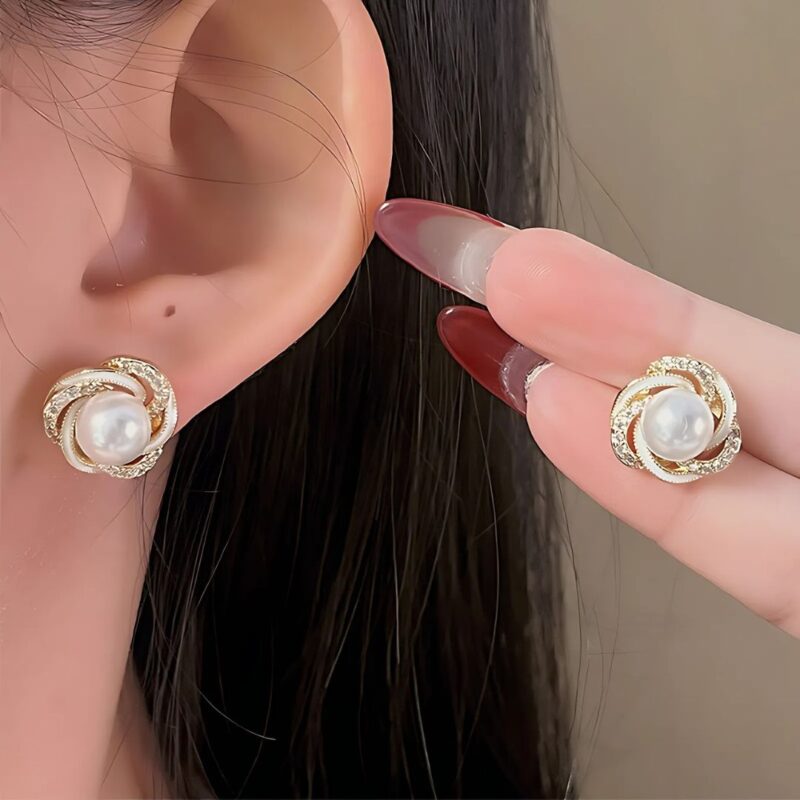 Alternative view of Aretes Perla Espiral